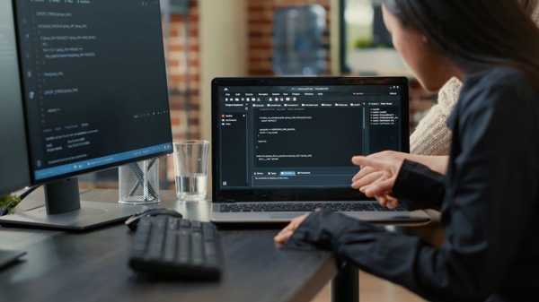 Article Cover Image: React vs Vue: Which Frontend Framework Is The Best?