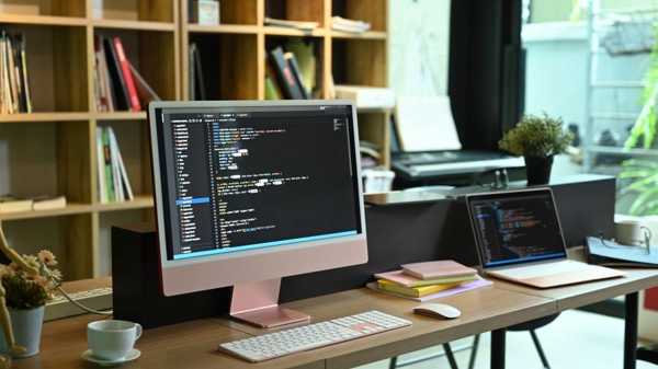 Article Cover Image: Headless vs. Decoupled CMS - Architectures Compared and Explained