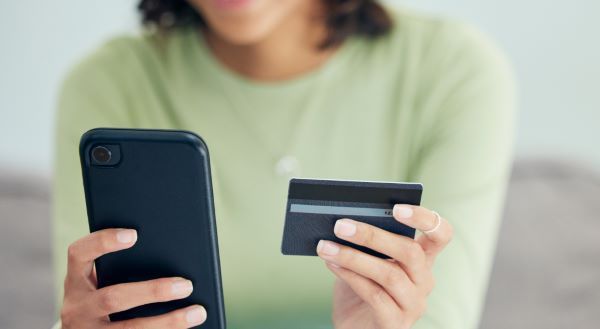 Article Cover Image: Shopify Oxygen Review