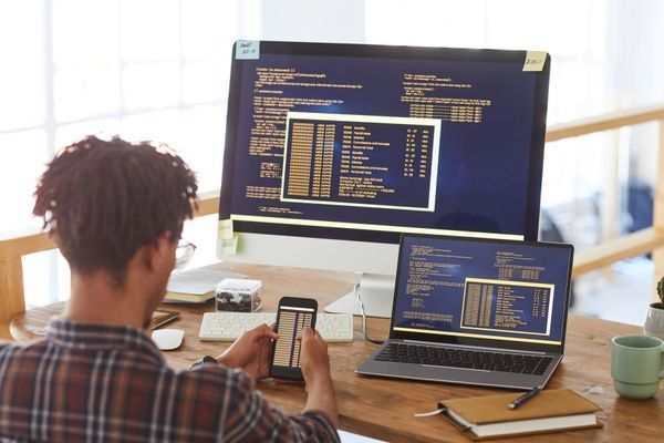 Article Cover Image: A Comprehensive Guide to JavaScript Frontend Frameworks